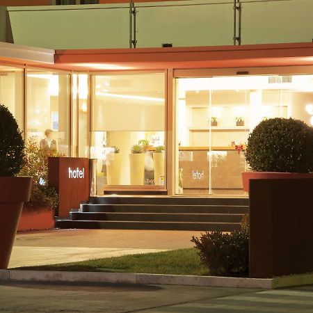 Hotel Cluentum โตเล็นติโน ภายนอก รูปภาพ
