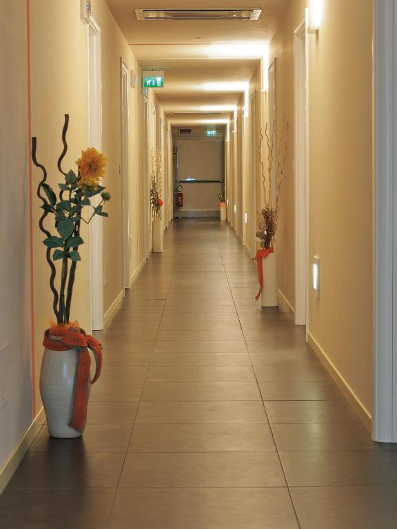 Hotel Cluentum โตเล็นติโน ภายนอก รูปภาพ