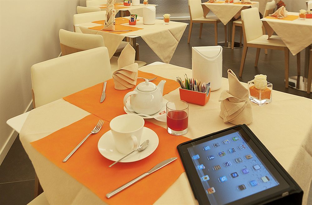 Hotel Cluentum โตเล็นติโน ภายนอก รูปภาพ